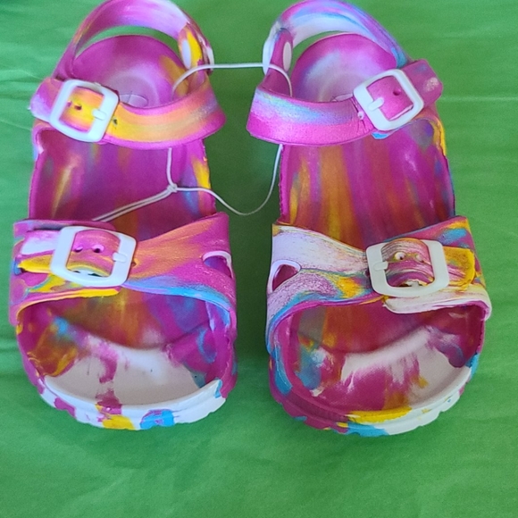 Other - 🌷4 for $10🌷 Girl's Foam style shoes